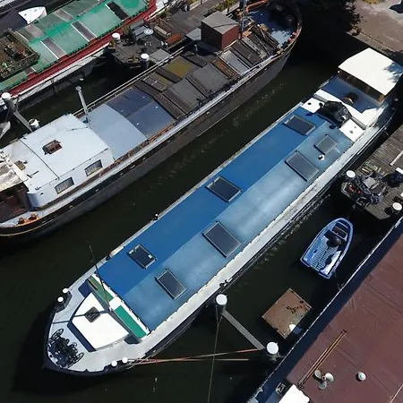 Houseboat Pantha Rhei * Amsterdam